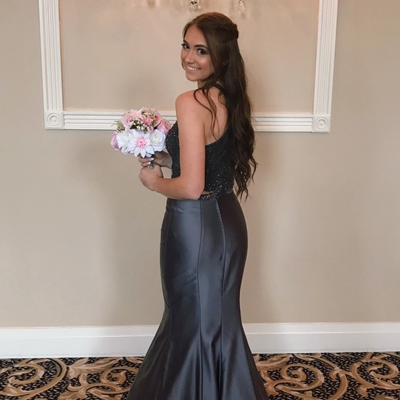 Two Piece Prom Dress size 2 - Picture 2 of 5